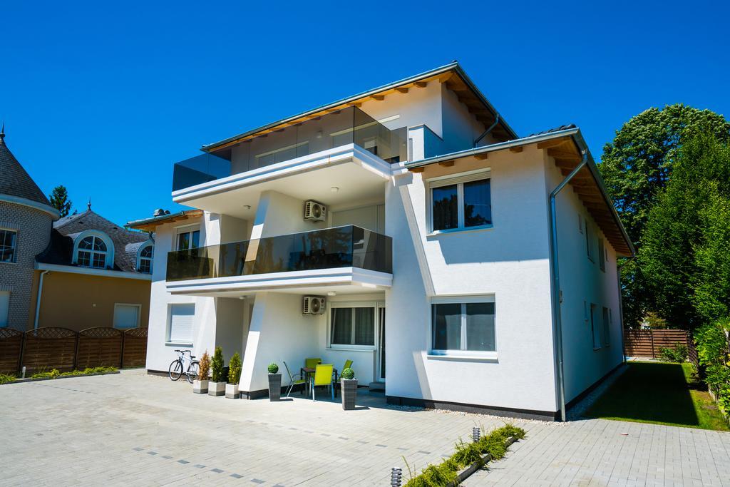 Blue Lake Appartman Siofok Exterior photo